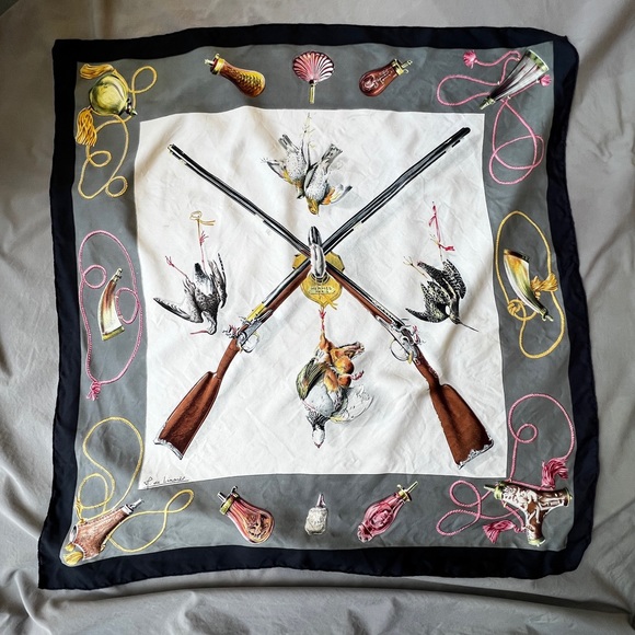 Hermès scarf 1960 vintage **condition issues** - Picture 1 of 8